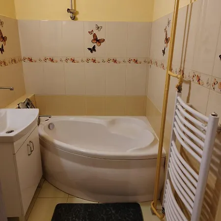 Comfy Zbyszewskiego Privatunterkunft *
